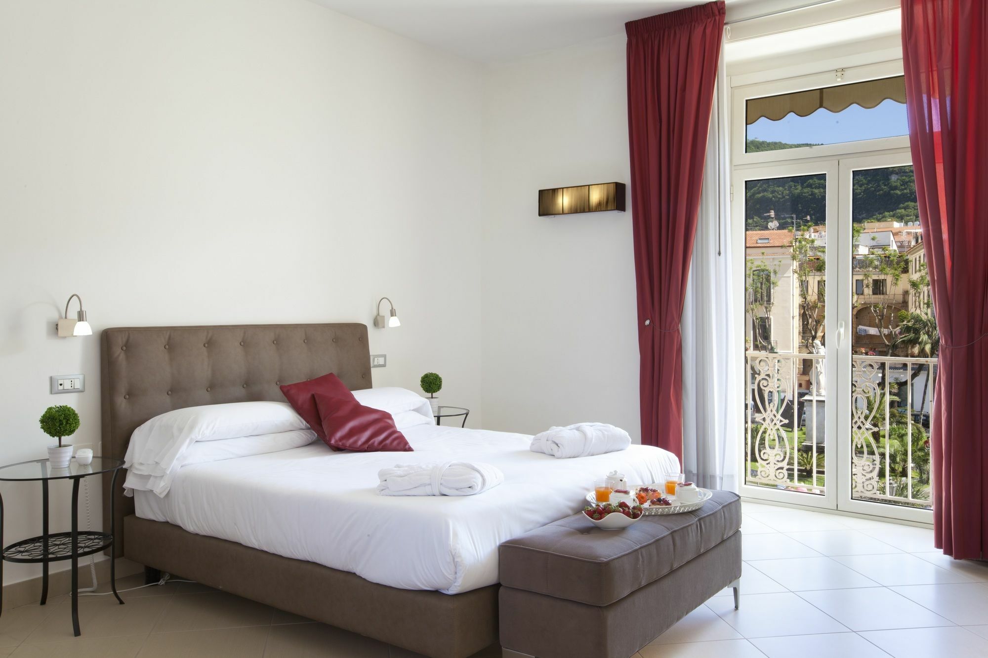 La Piazzetta Guest House Сорренто Екстер'єр фото